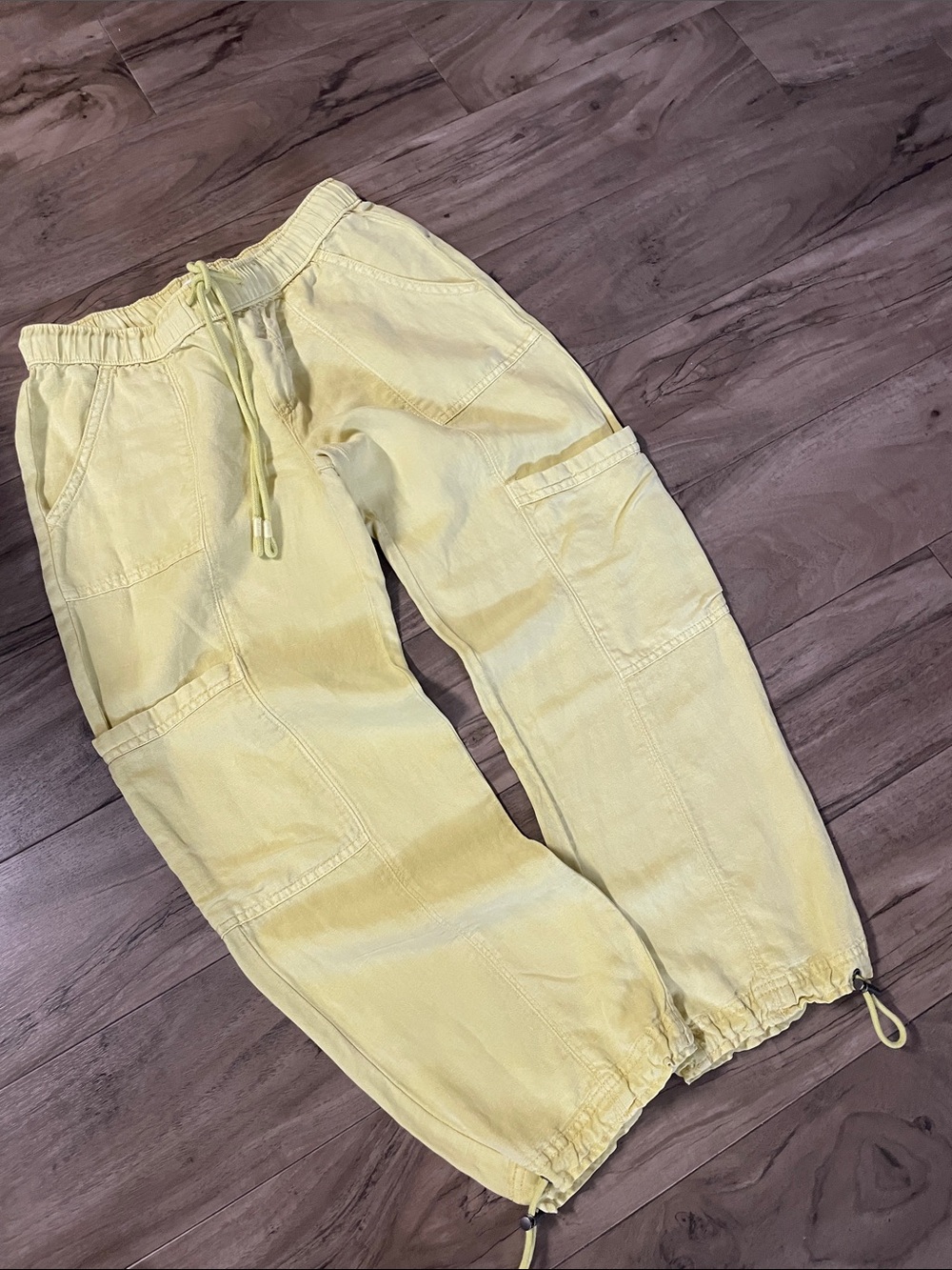 Nicole Miller Yellow Cargo Jogger Pants
